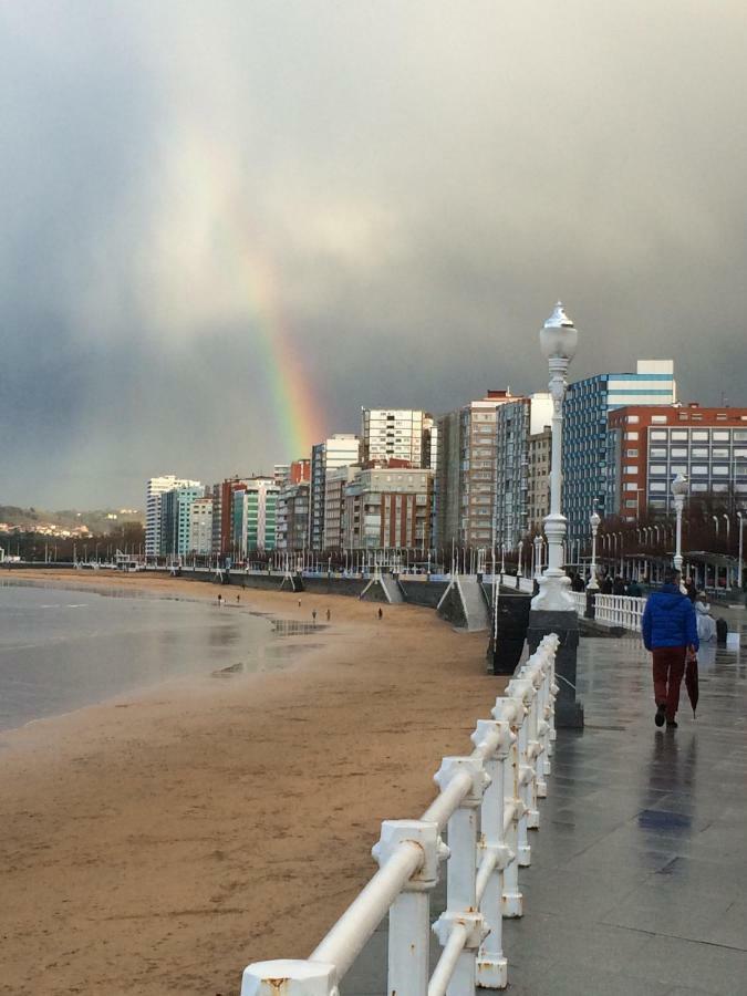 Vivienda En Gijon Frente Al Mar Villa Bagian luar foto