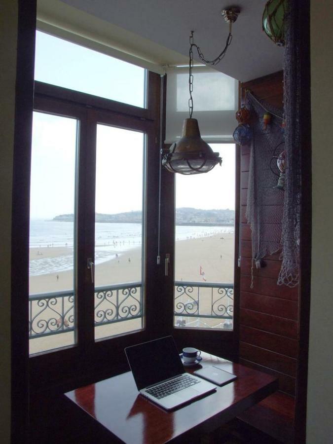 Vivienda En Gijon Frente Al Mar Villa Bagian luar foto